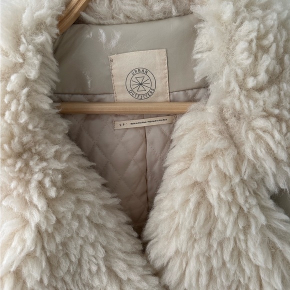 Urban Outfitters Cream Teddy Jacket - Picture 3 of 3